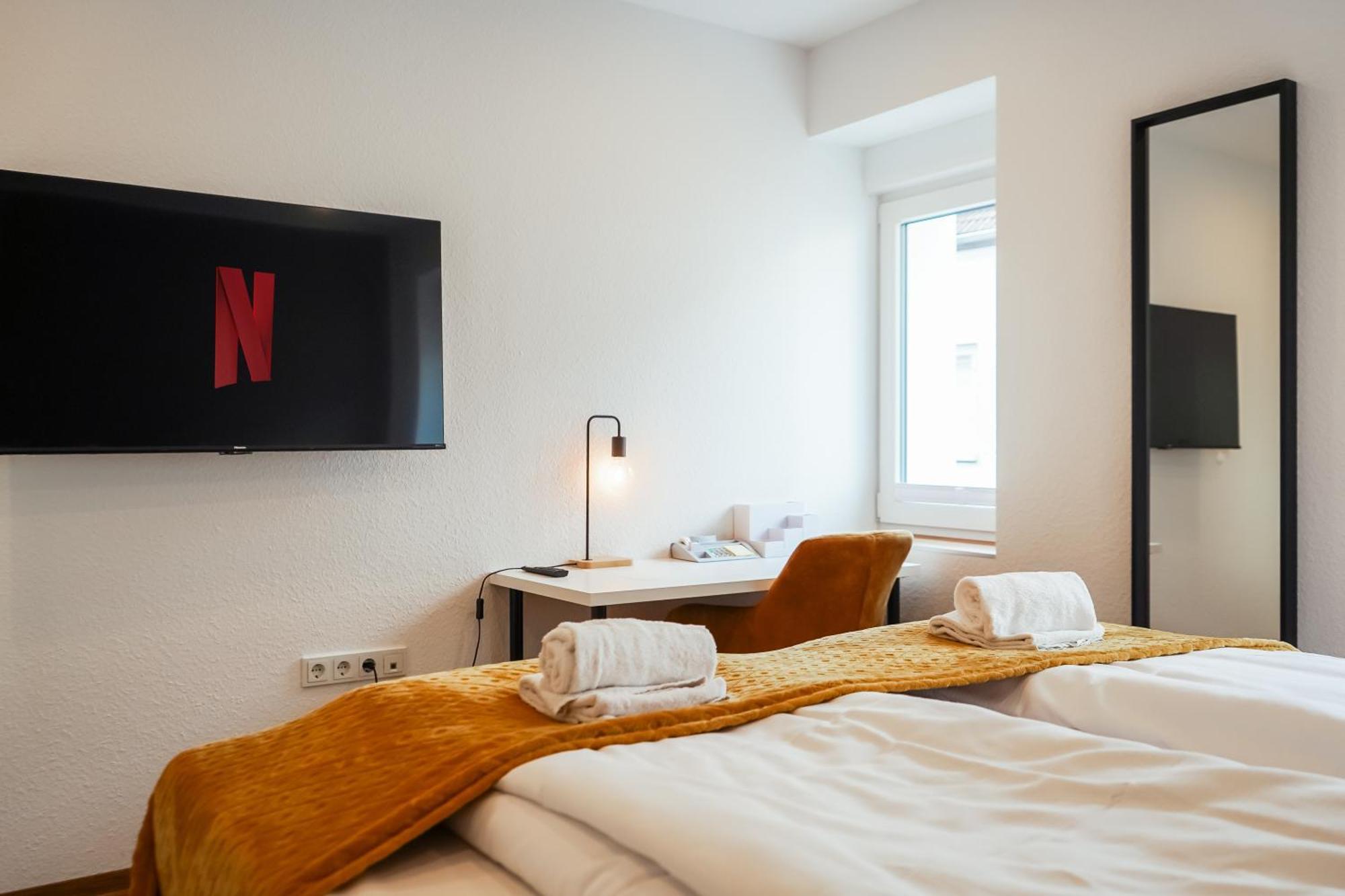 7Seas Boutique Aparthotel Homburg - Stilvoll, Digital & Ideal Fuer Familie & Business 外观 照片